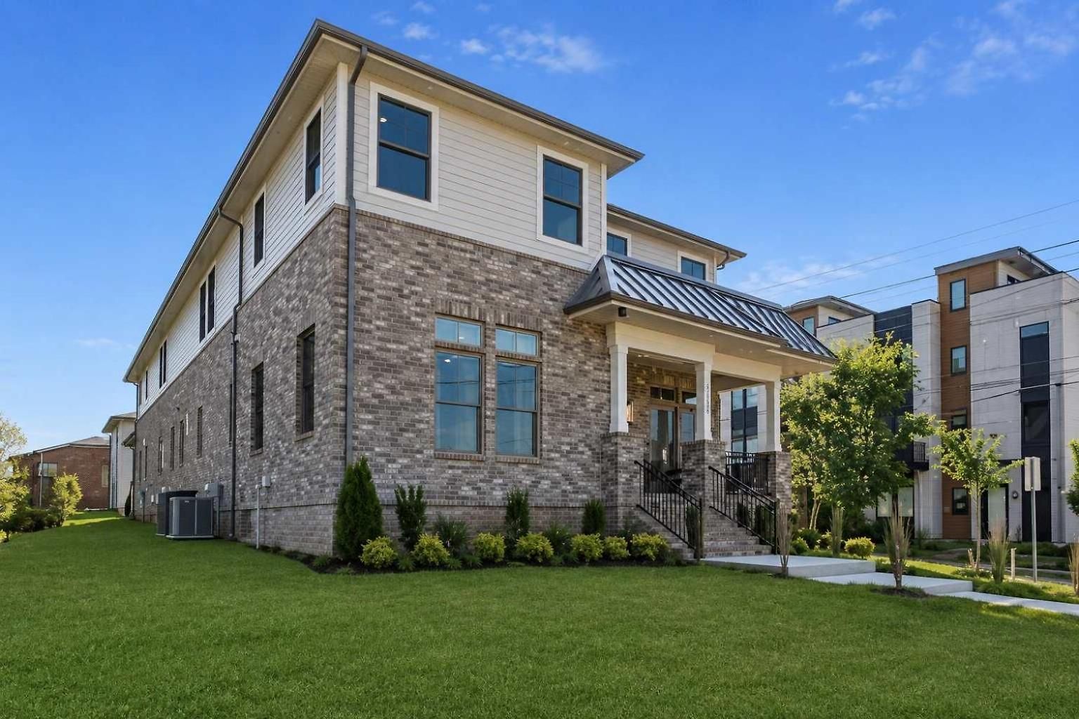 Holiday home Walk To Germantown Game Minutes To Broadway Nashville