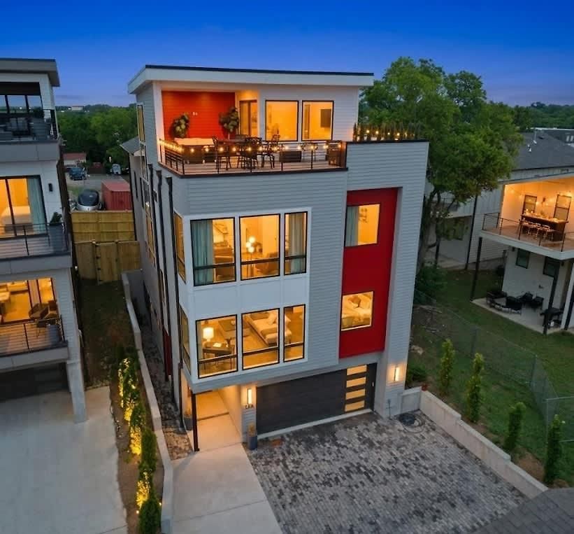 Elevated Luxury Skyline Views Near Broadway