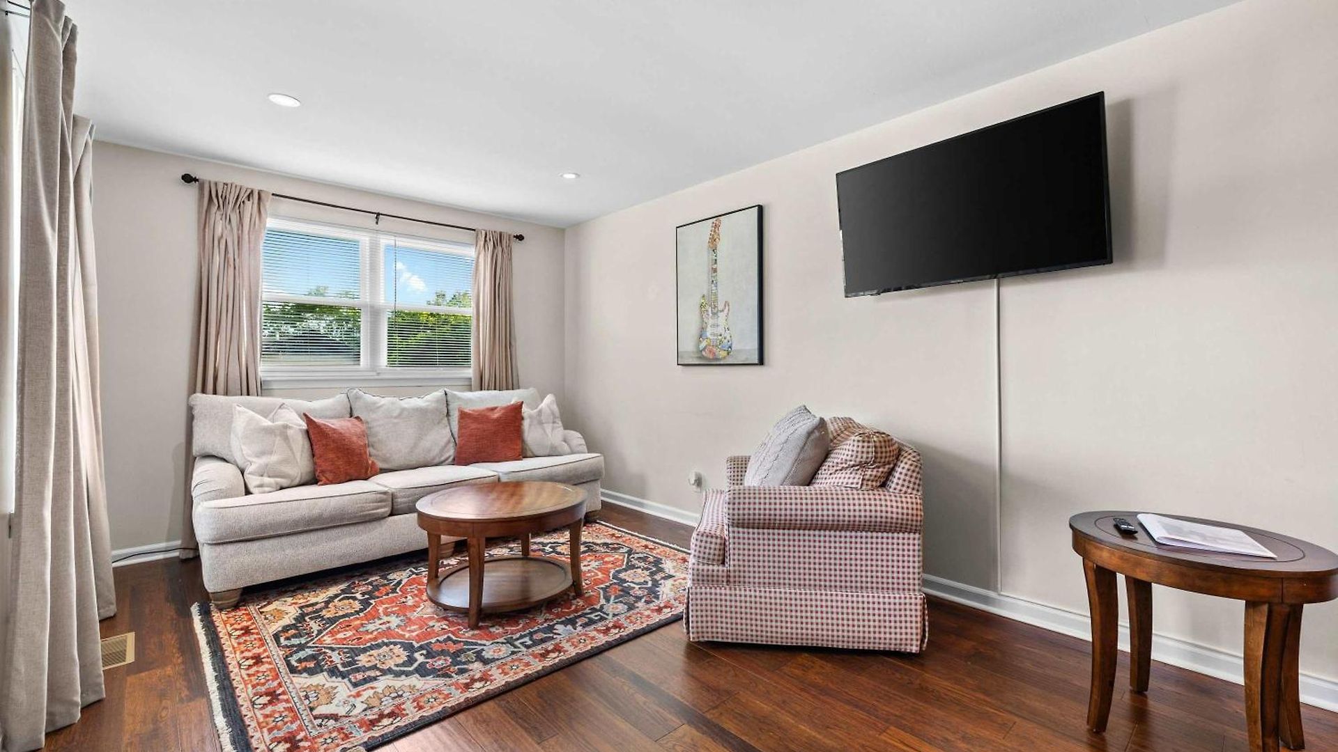 Area 3br With Yard And Workspace Holiday home *