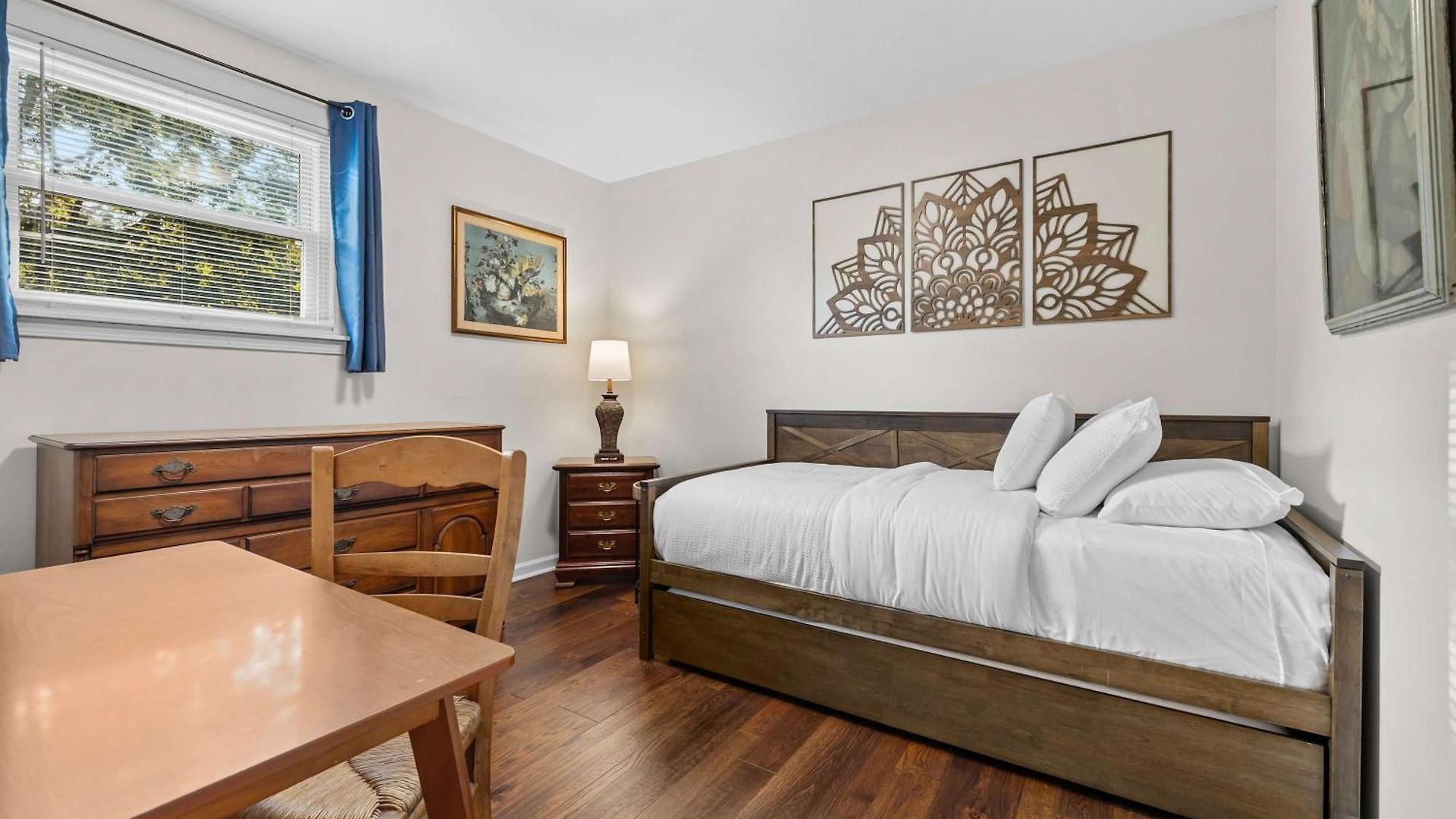 Area 3br With Yard And Workspace Holiday home *