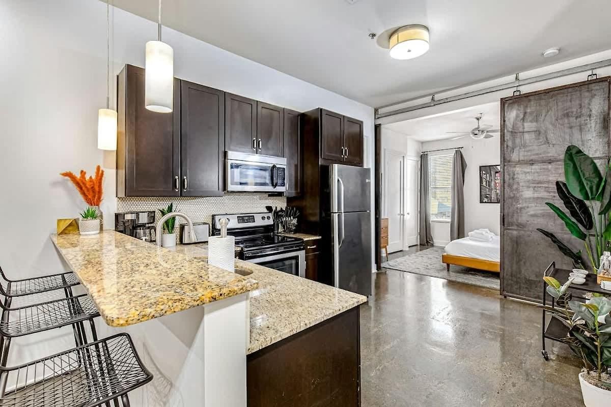 West End Retreat Near Vanderbilt & Park Holiday home