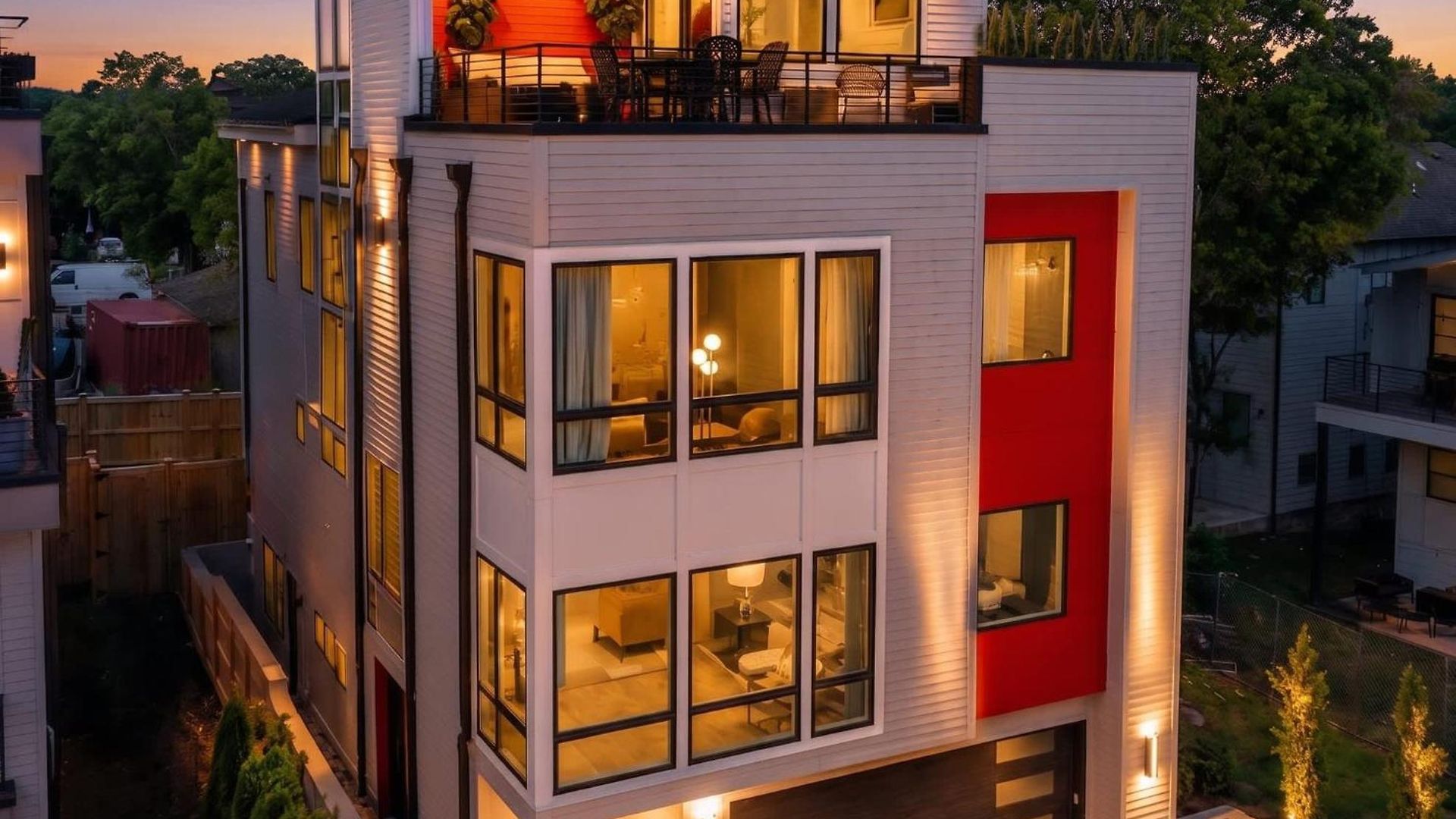 2 Ultra Lux Homes Sleeps 24 Hot Tub & Rooftops * Nashville