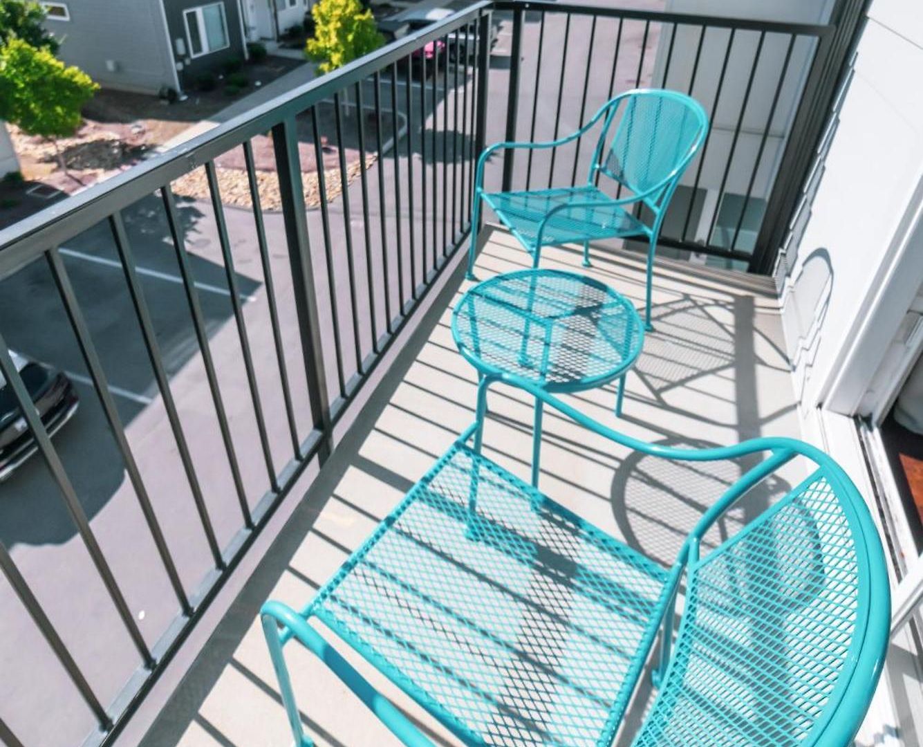 Modern Skyline-view Townhome For Groups Up To 8 Holiday home *