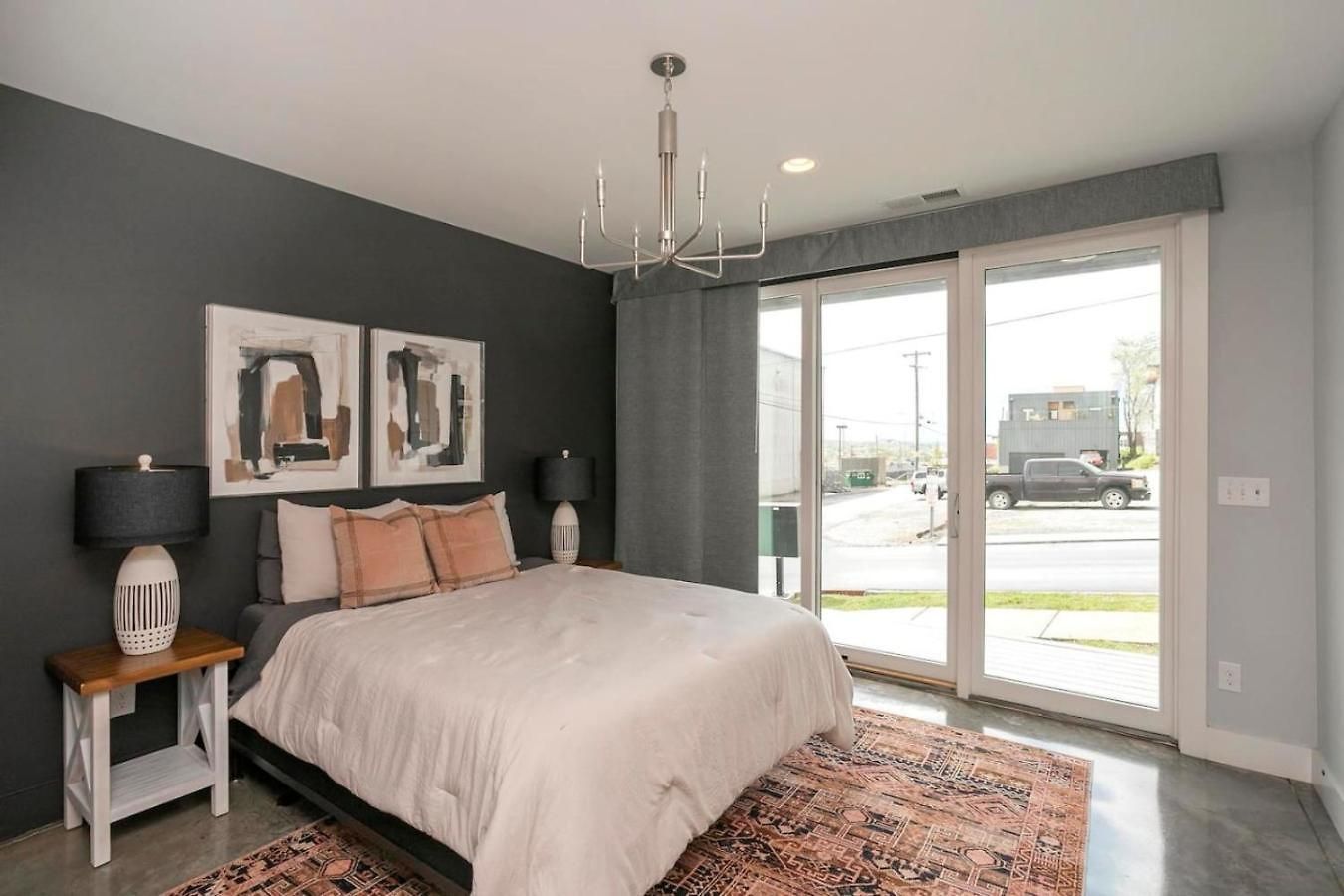 Downtown Modern, Rooftop Patio, Vanderbilt, 8 Beds