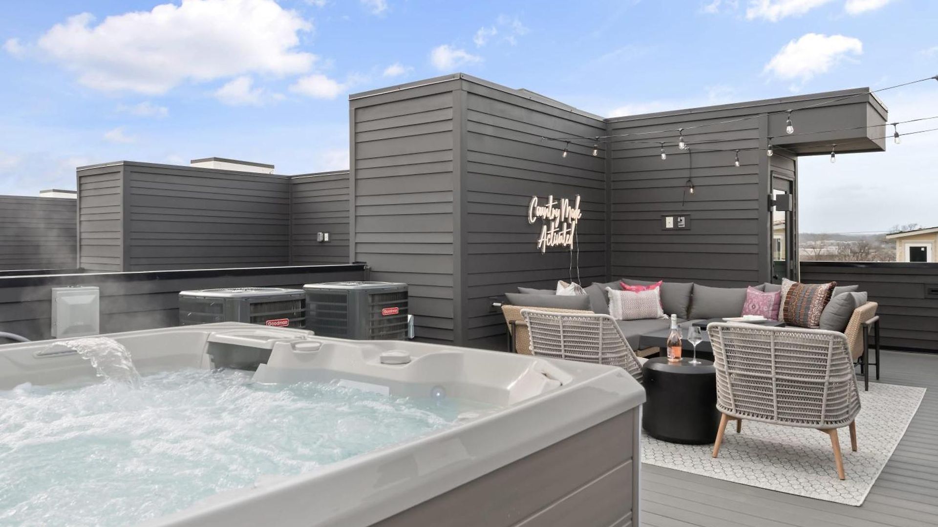 The Hubb House - Relaxing Rooftop Hot Tub Nashville