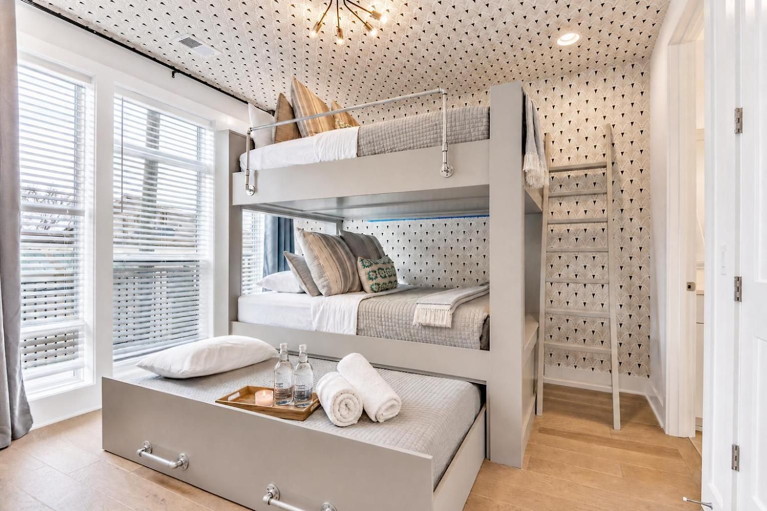 2 Rooftop Homes - Sleeps 24 - Near Geodis Park *