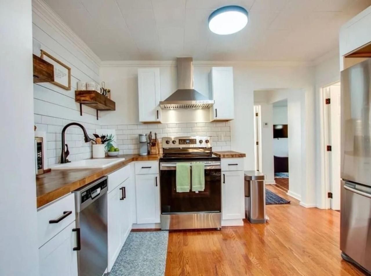 1947 Rustic Farmhouse. East Nash. Mins To Broadway * Nashville