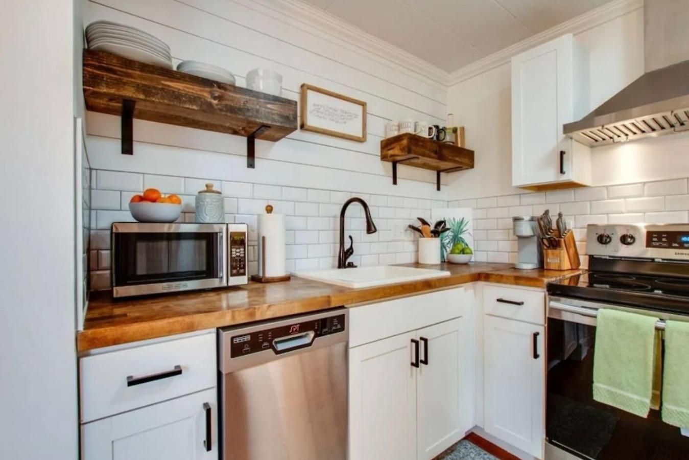 1947 Rustic Farmhouse. East Nash. Mins To Broadway Holiday home *