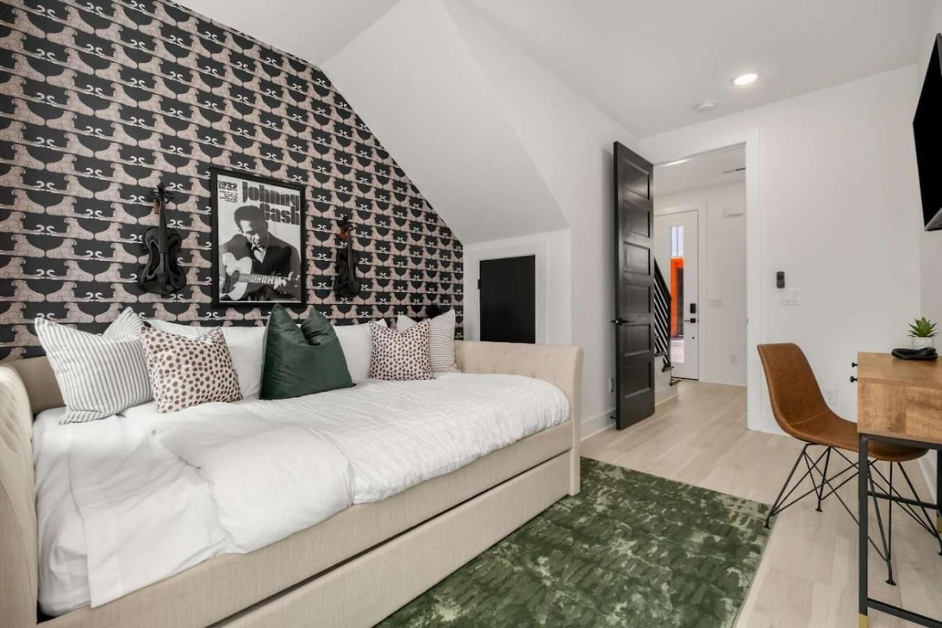 Holiday home Luxury Living At Velvet And Vinyl Rooftop 6 Beds *