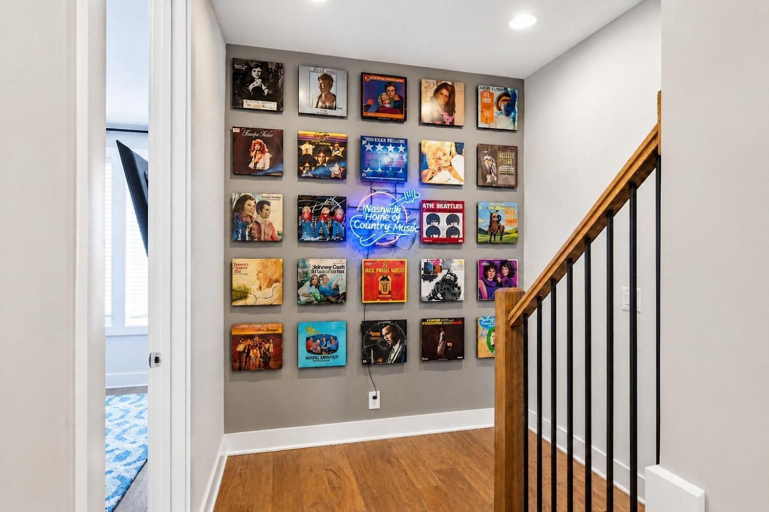 Holiday home Rooftop Deck Townhome Sleeps 12 Near Geodis Park Nashville