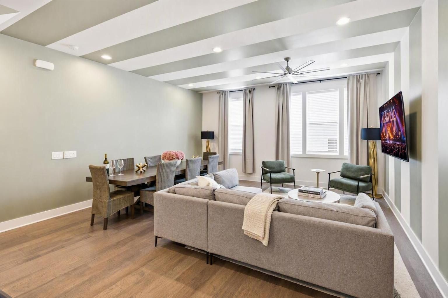 Rooftop Deck Townhome Sleeps 12 Near Geodis Park *