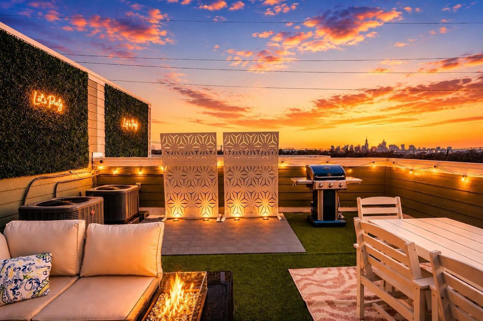 Rose Social - Rooftop Hot Tubgame Roomsleeps 12 Homestay *