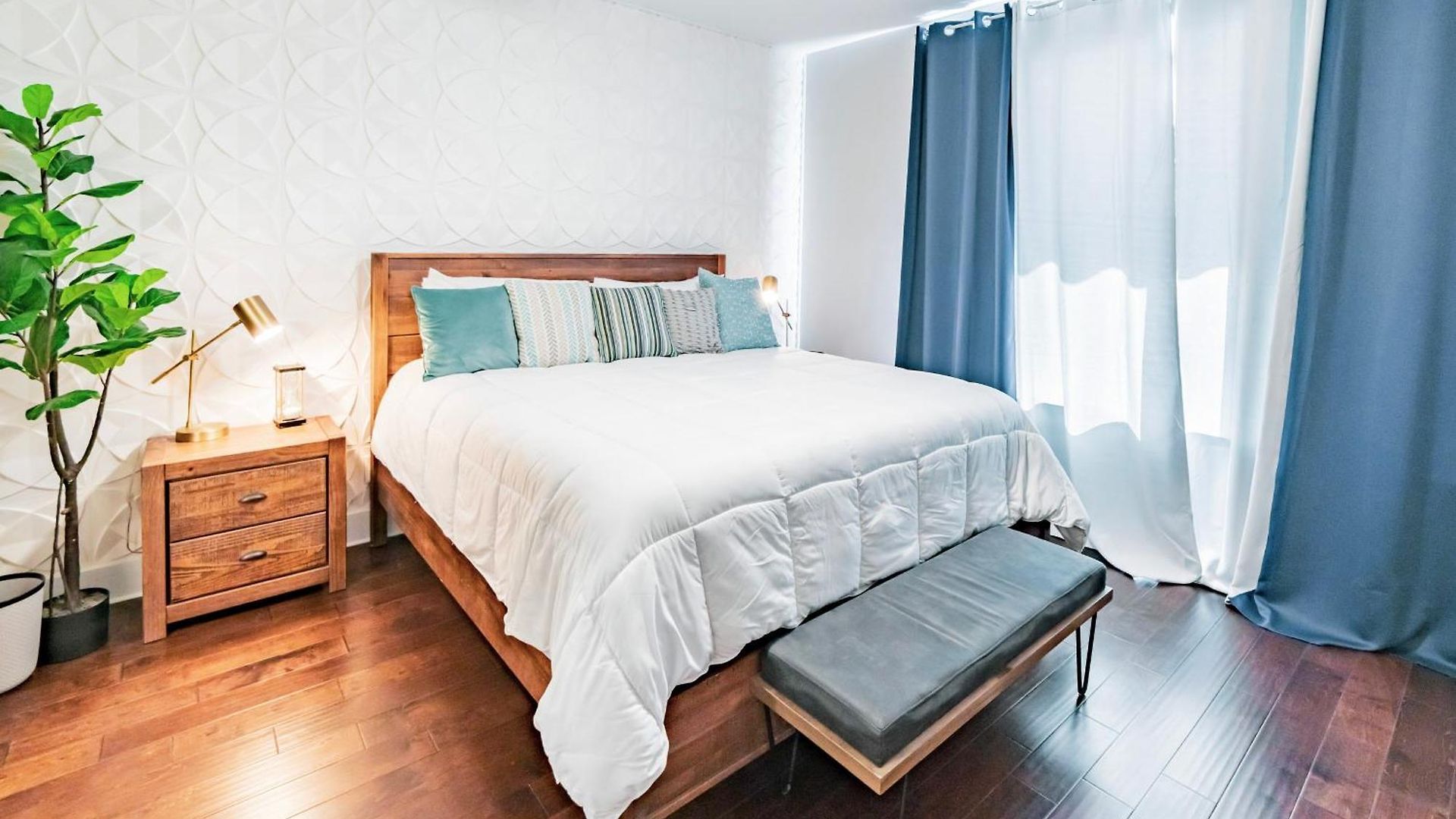 Modern Skyline-view Townhome For Groups Up To 8 Nashville