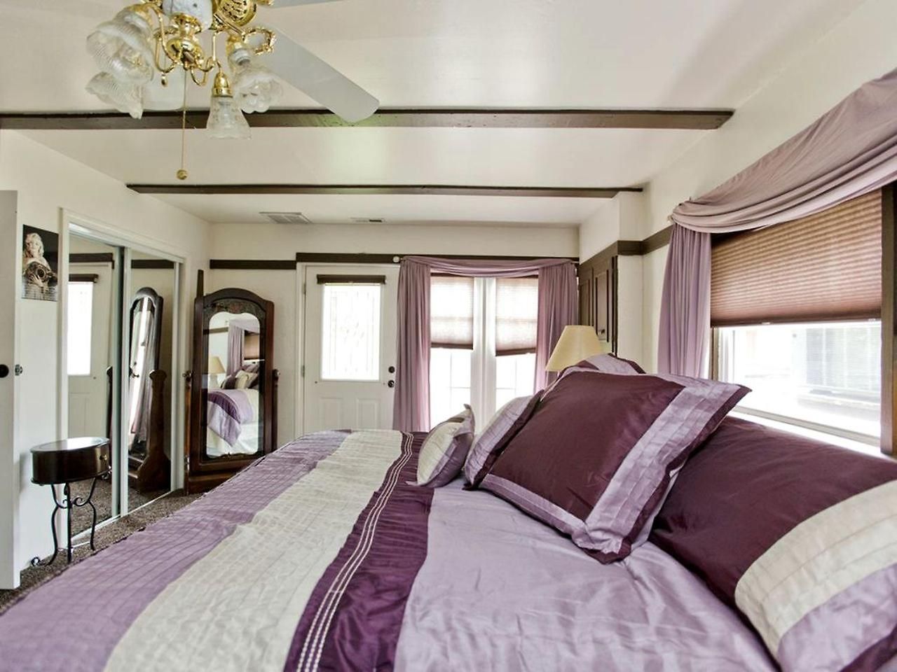 Beautiful Waterfront Vacation Close To Opryland In Nashville, Tennessee *
