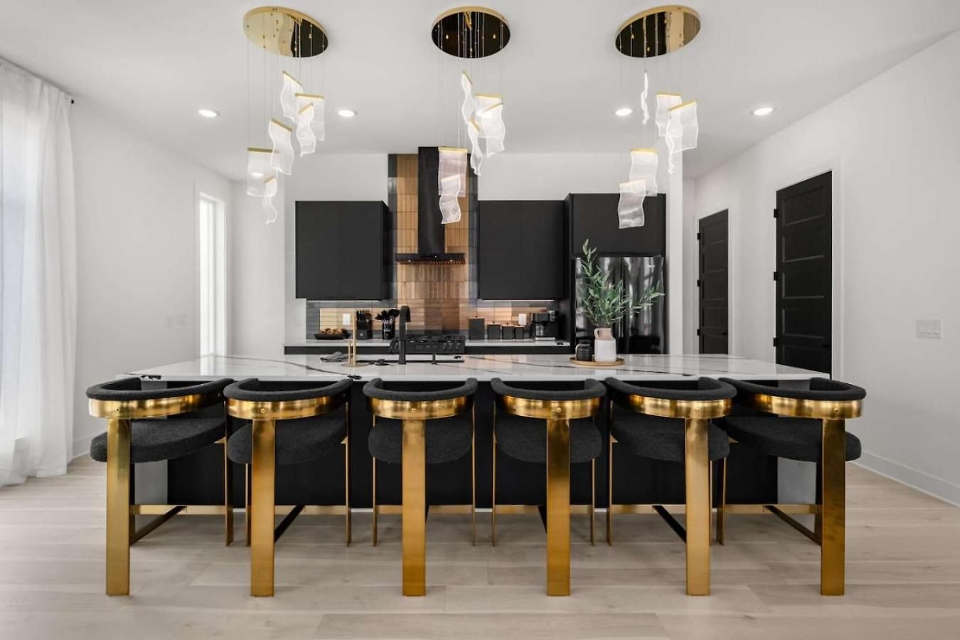Luxury Living At Velvet And Vinyl Rooftop 6 Beds Nashville