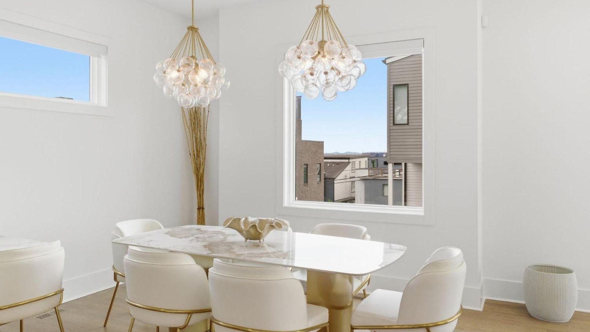 Elevated Luxury Skyline Views Near Broadway Holiday home Nashville