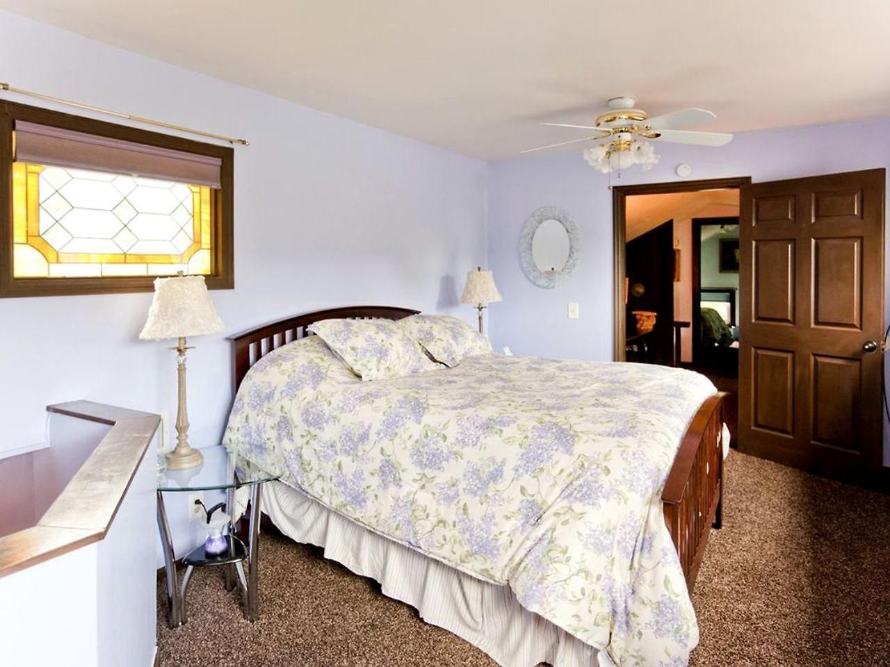 Beautiful Waterfront Vacation Close To Opryland In Nashville, Tennessee Holiday home *