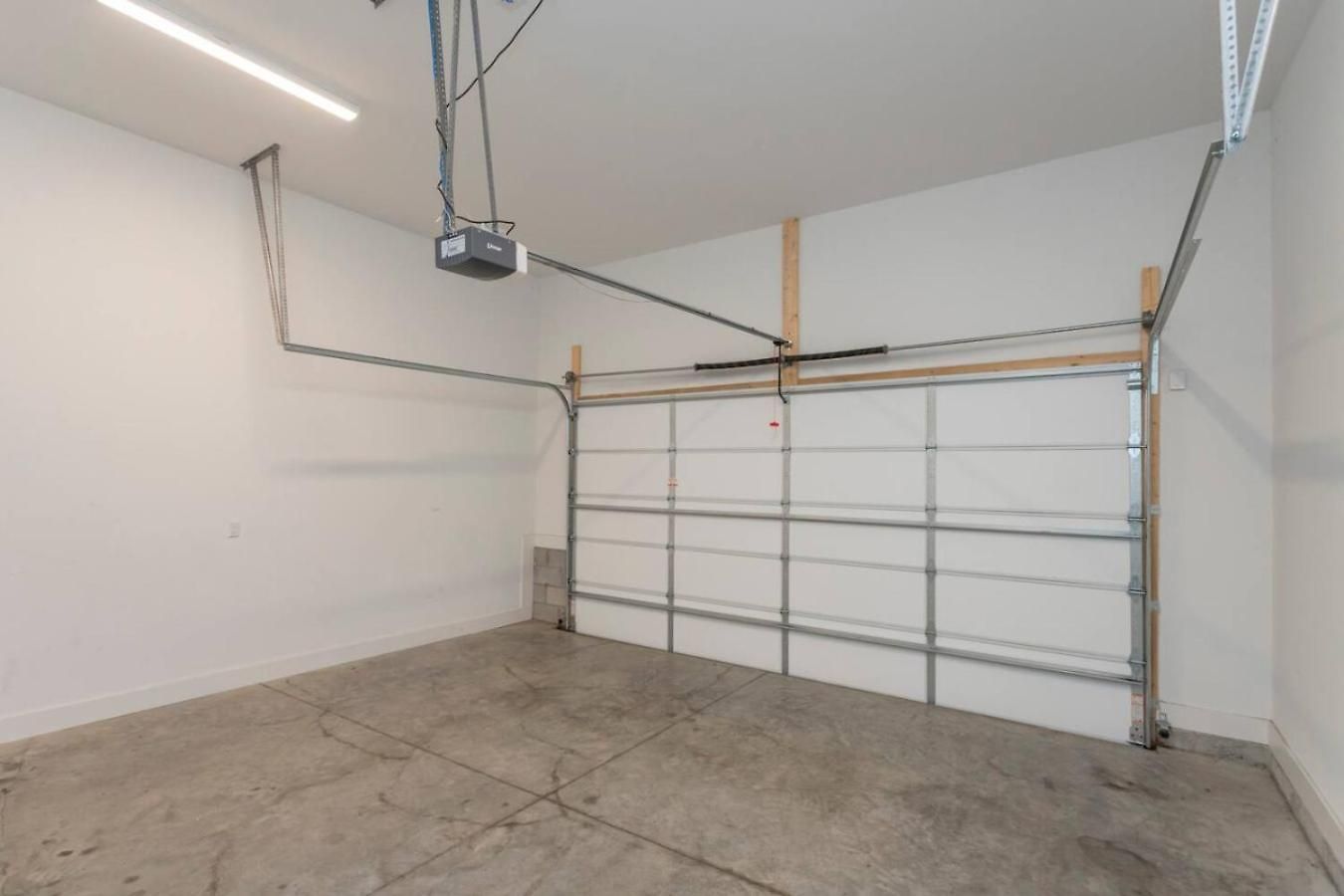 Downtown Modern, Rooftop Patio, Vanderbilt, 8 Beds Holiday home