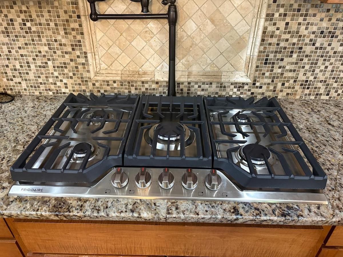 Cedar Peak - Pool Hot Tub & Gym Sleeps 24 Holiday home Nashville