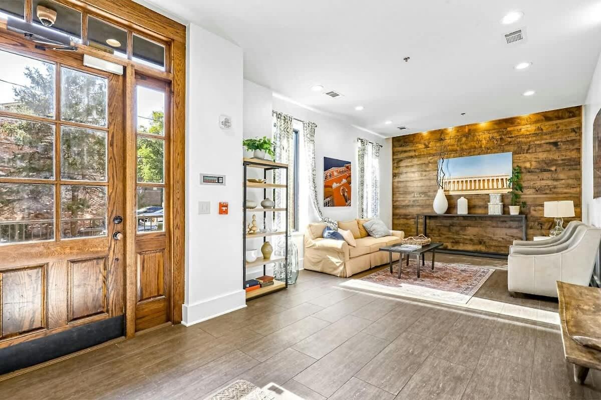 West End Retreat Near Vanderbilt & Park Holiday home
