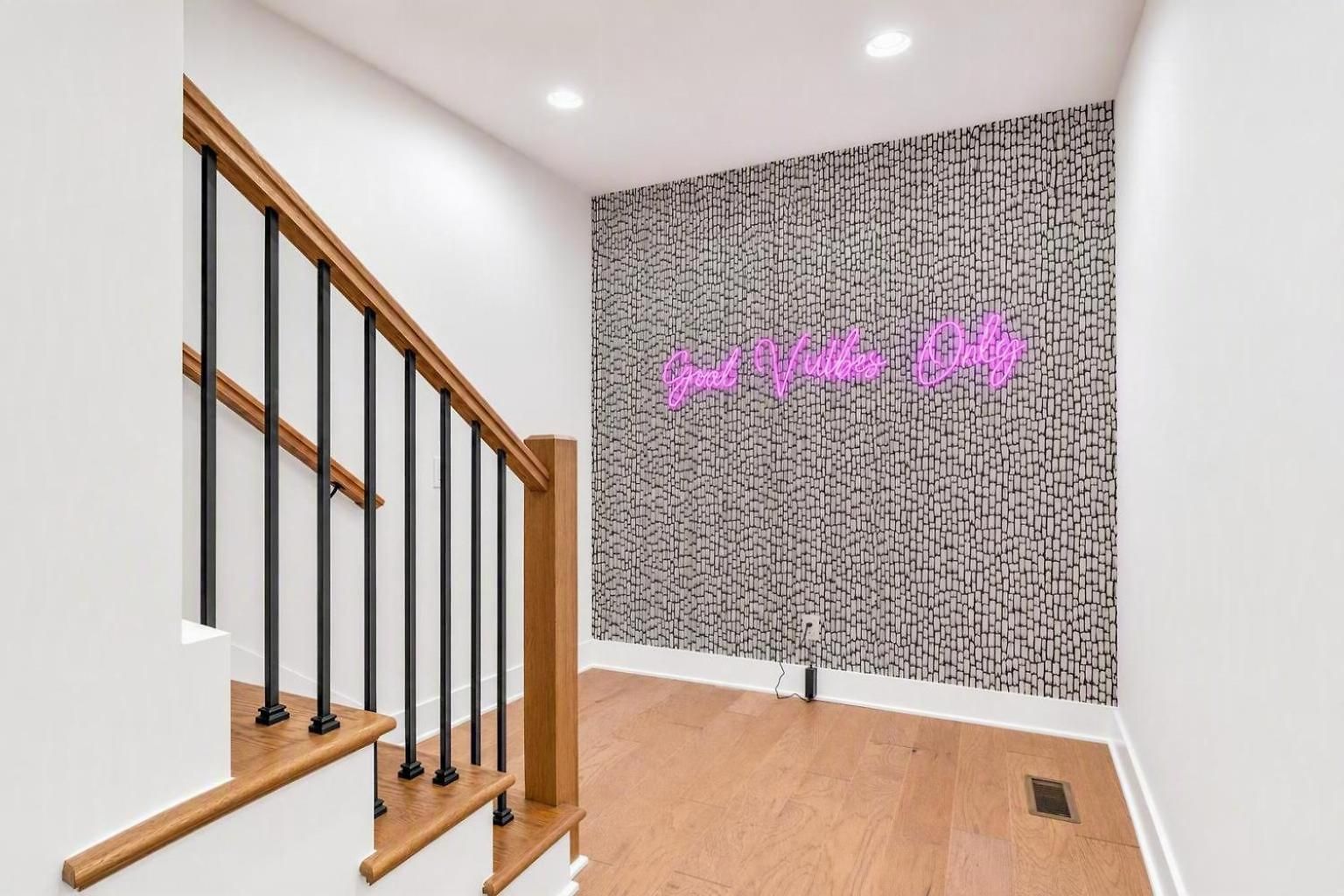 Holiday home 2 Rooftop Homes - Sleeps 24 - Near Geodis Park Nashville