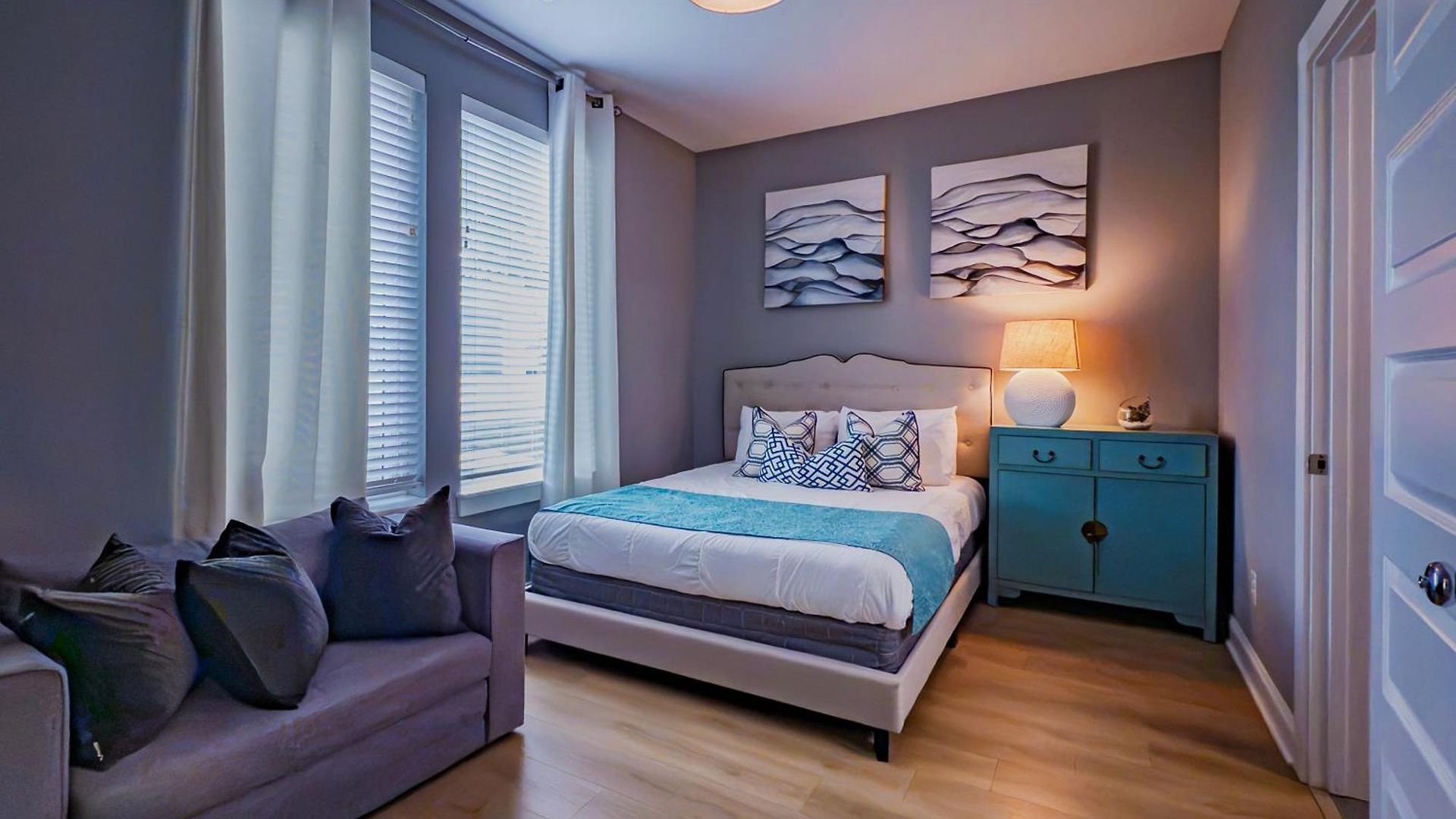 Beautiful Modern Townhome In For Groups & Families *