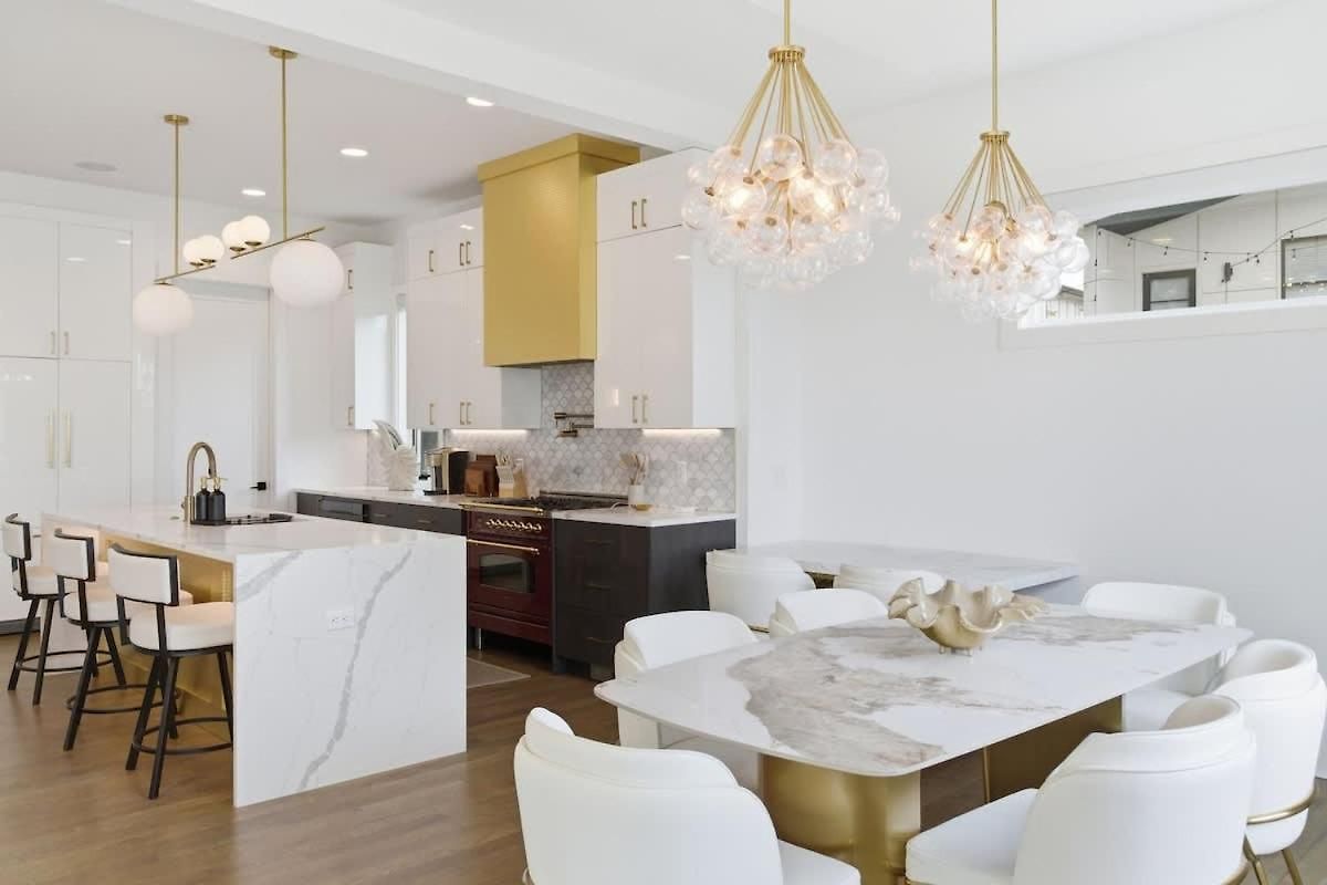 2 Ultra Lux Homes Sleeps 24 Hot Tub & Rooftops
