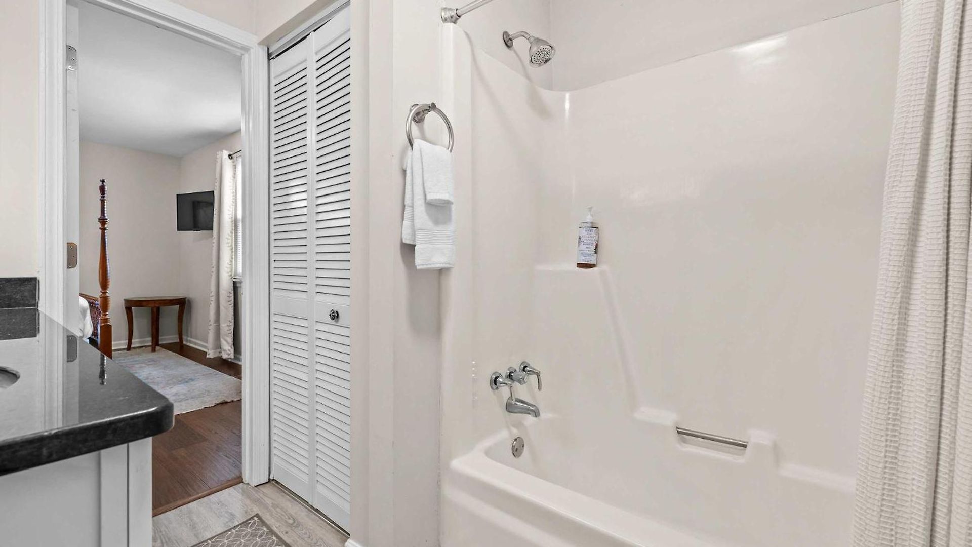 Area 3br With Yard And Workspace * Nashville