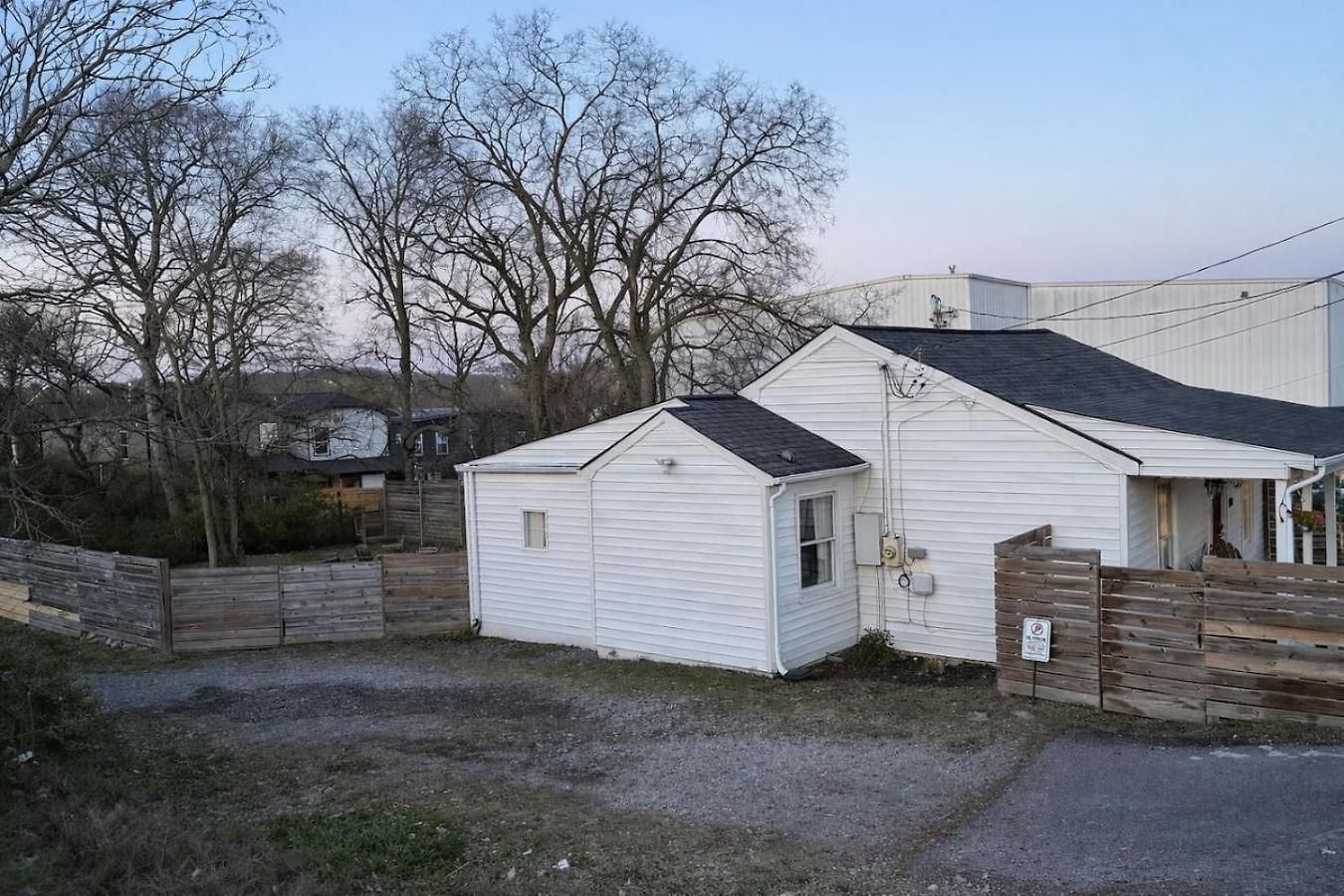 Holiday home 1947 Rustic Farmhouse. East Nash. Mins To Broadway *