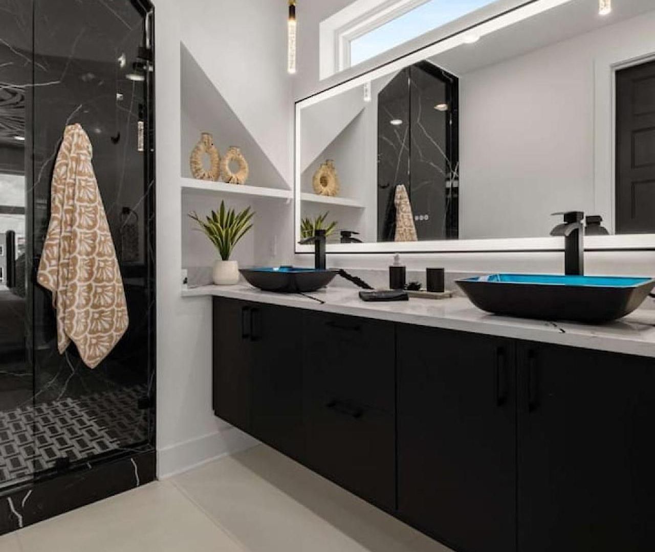 Holiday home Luxury Living At Velvet And Vinyl Rooftop 6 Beds *