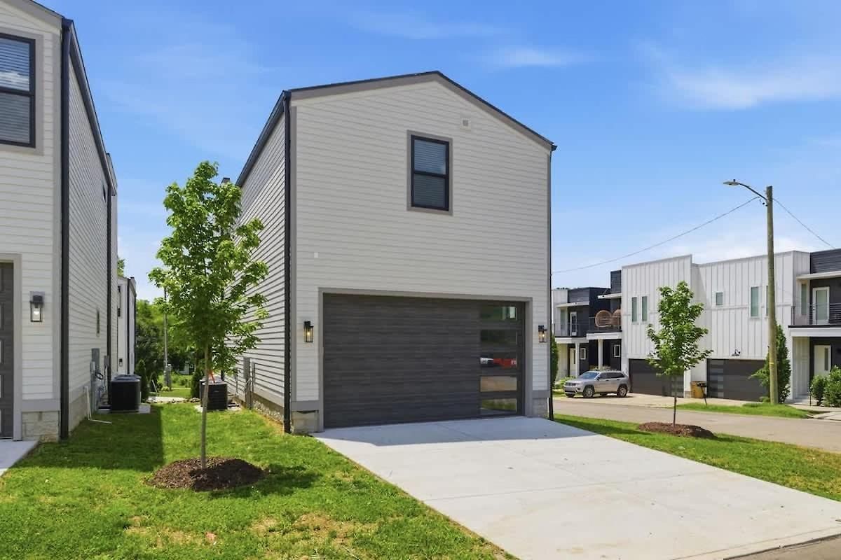 Executive Mid Term - Office And Garage Holiday home Nashville