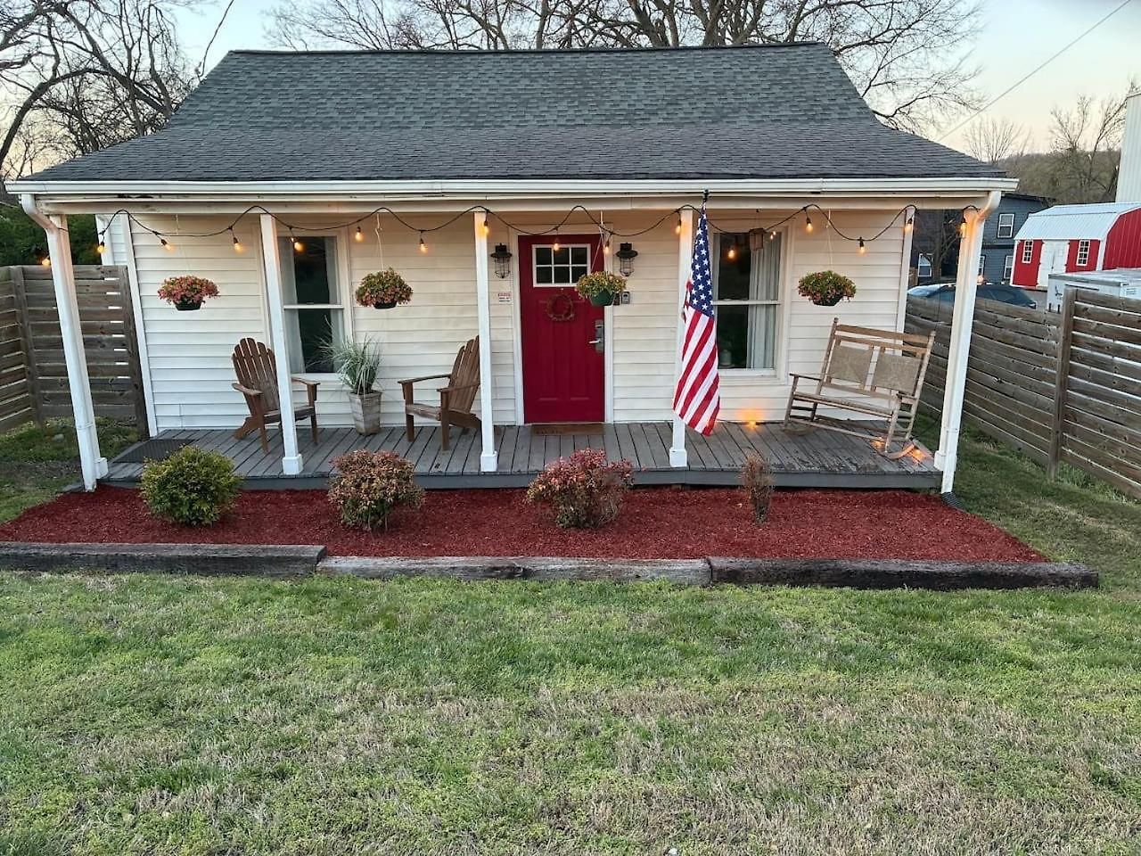 Holiday home 1947 Rustic Farmhouse. East Nash. Mins To Broadway