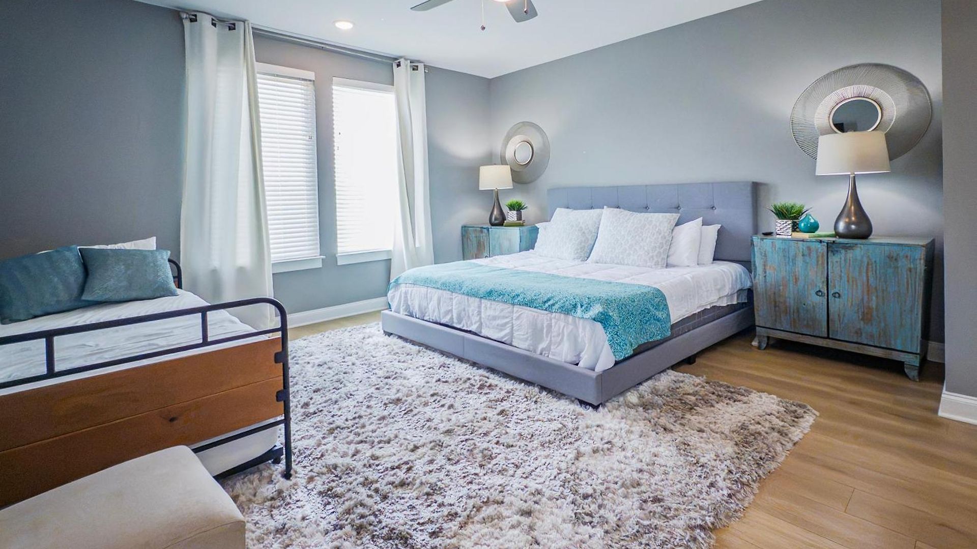 Beautiful Modern Townhome In For Groups & Families * Nashville
