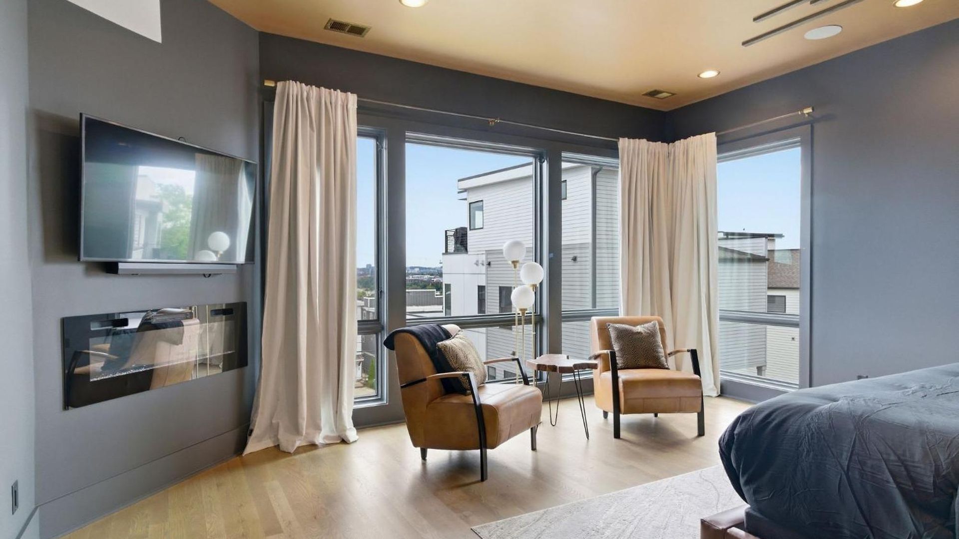 Holiday home Elevated Luxury Skyline Views Near Broadway *