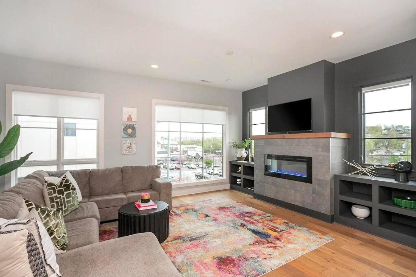 Holiday home Downtown Modern, Rooftop Patio, Vanderbilt, 8 Beds