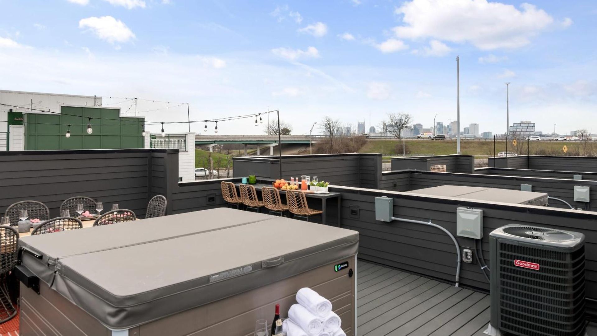 Holiday home The Hubb House - Relaxing Rooftop Hot Tub Nashville
