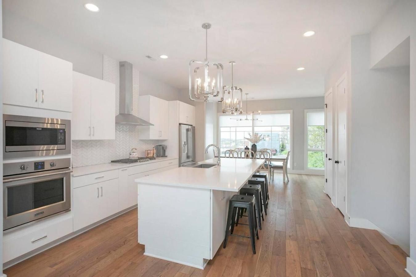 Holiday home Downtown Modern, Rooftop Patio, Vanderbilt, 8 Beds