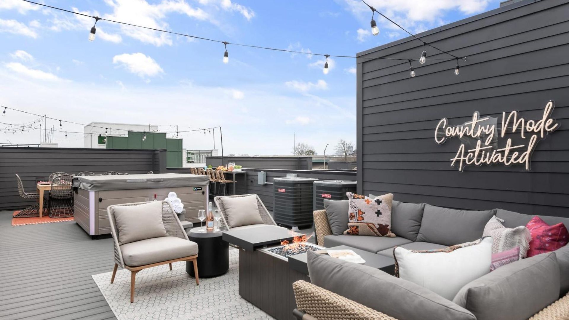 Holiday home The Hubb House - Relaxing Rooftop Hot Tub Nashville