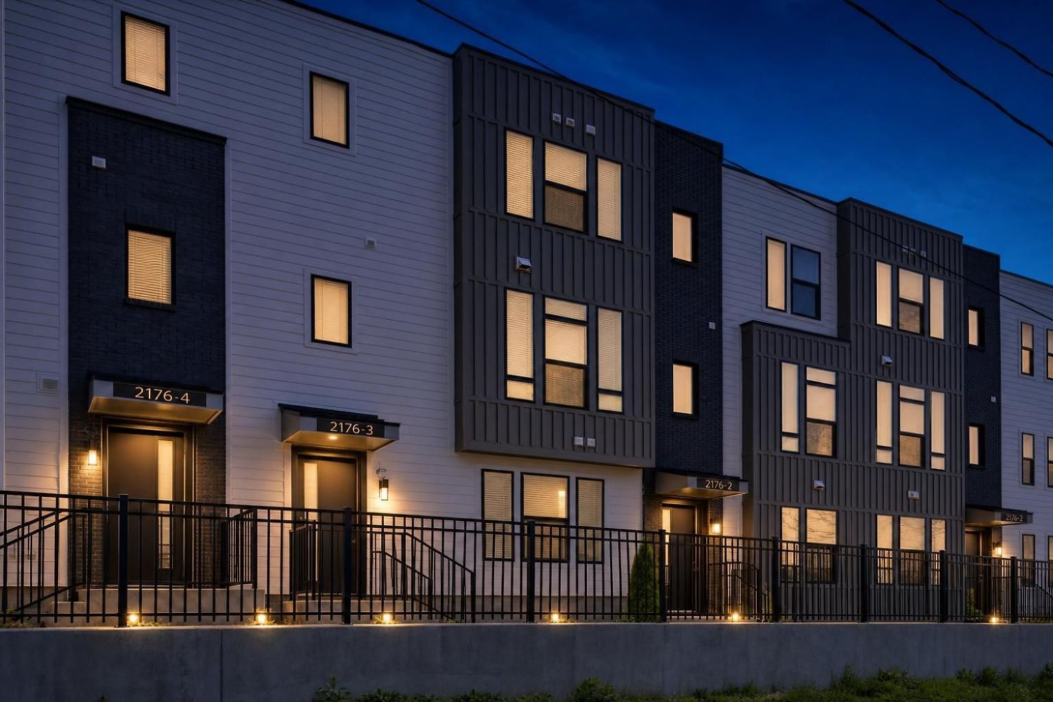 Rooftop Deck Townhome Sleeps 12 Near Geodis Park * Nashville