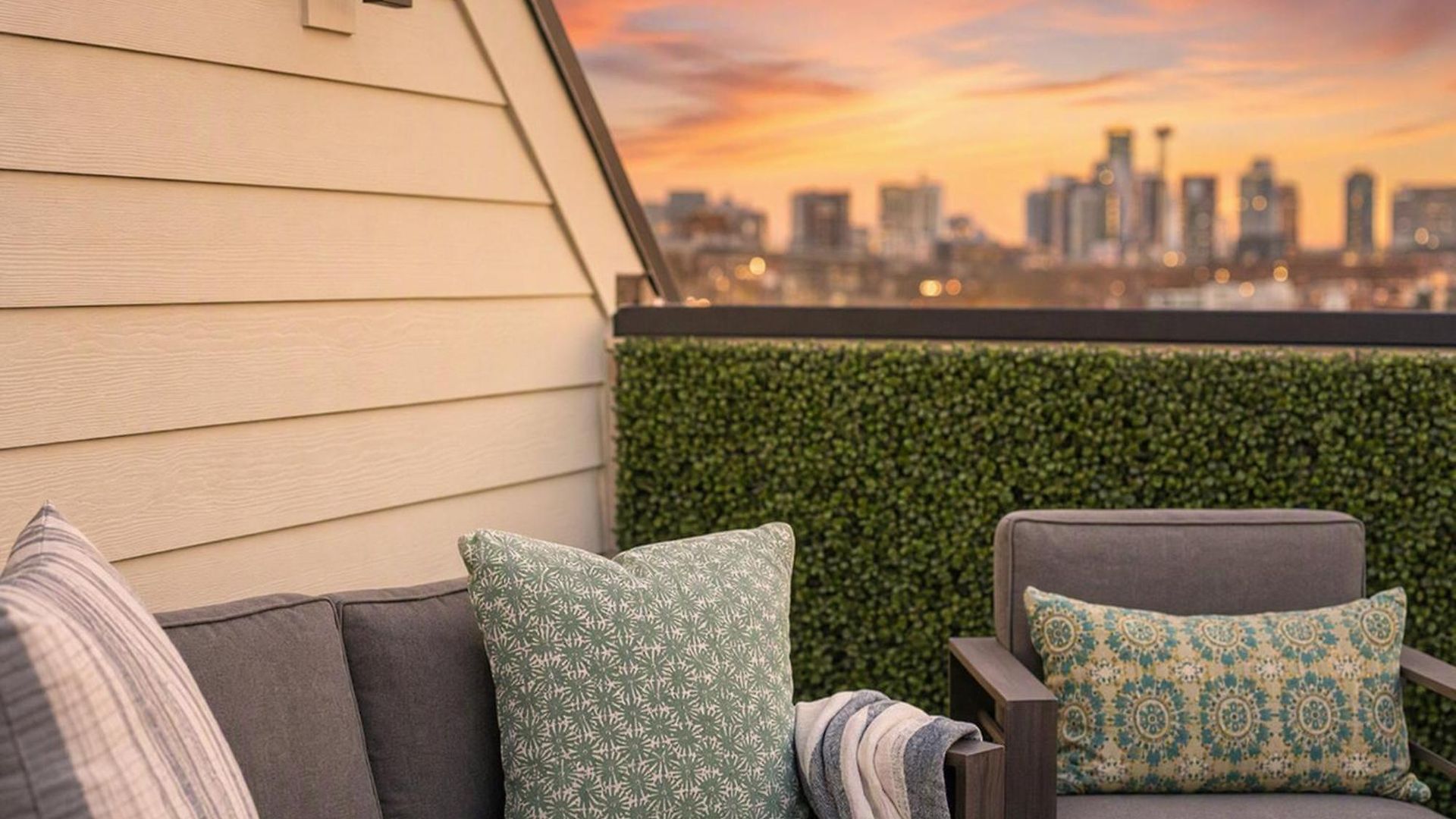 Pet-friendly House Sleeps 12 Near Geodis Park Holiday home Nashville