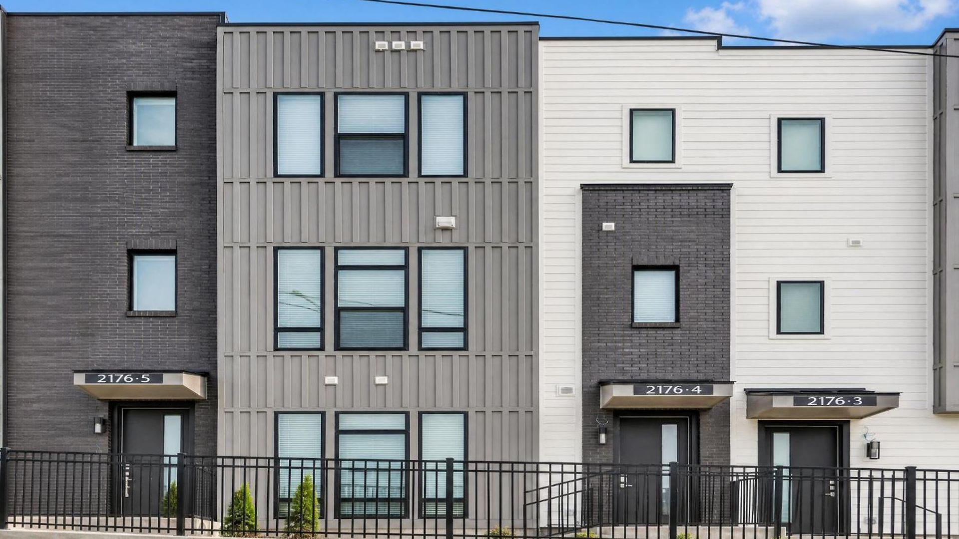 Pet-friendly House Sleeps 12 Near Geodis Park Holiday home Nashville