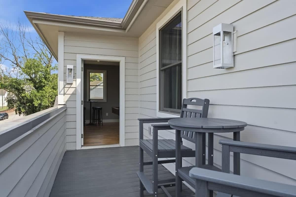 Walk To Germantown Game Minutes To Broadway Holiday home *
