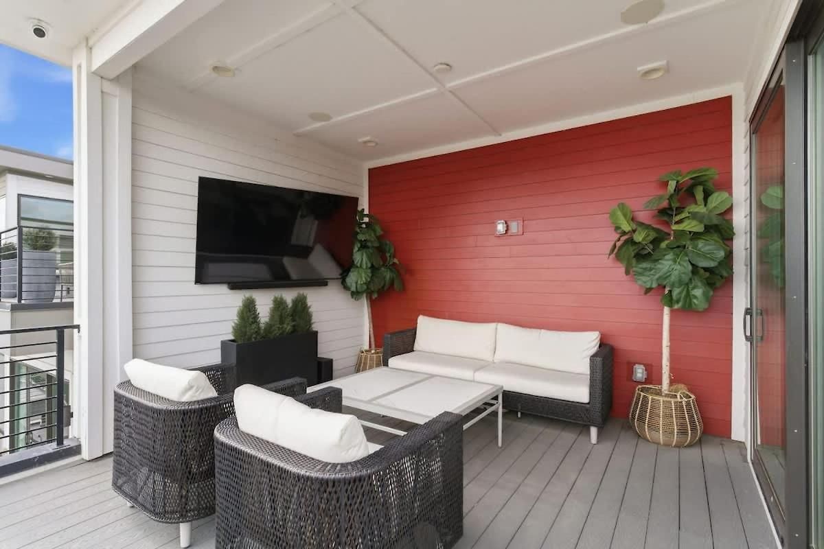 Holiday home 2 Ultra Lux Homes Sleeps 24 Hot Tub & Rooftops