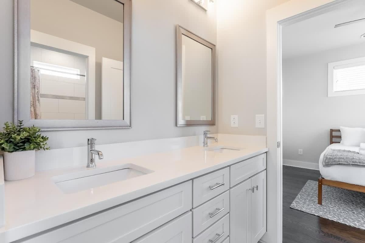 4br East - Walk To Bars & Restaurants *
