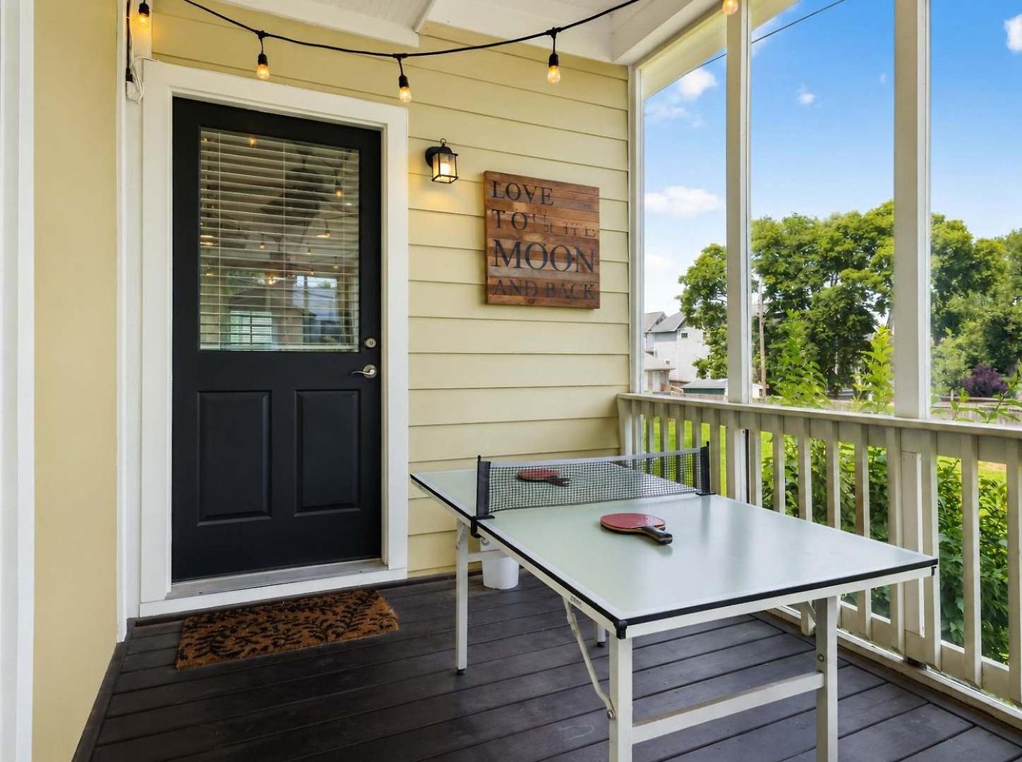 Spacious Townhouse W Exclusive Backyard Holiday home Nashville