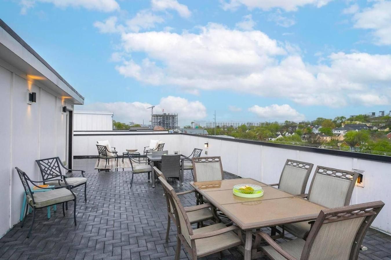 Holiday home Downtown Modern, Rooftop Patio, Vanderbilt, 8 Beds Nashville