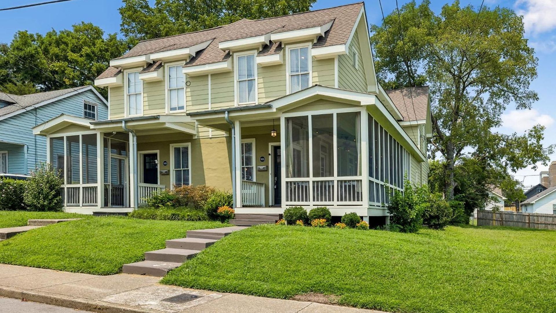 Holiday home Spacious Townhouse W Exclusive Backyard Nashville