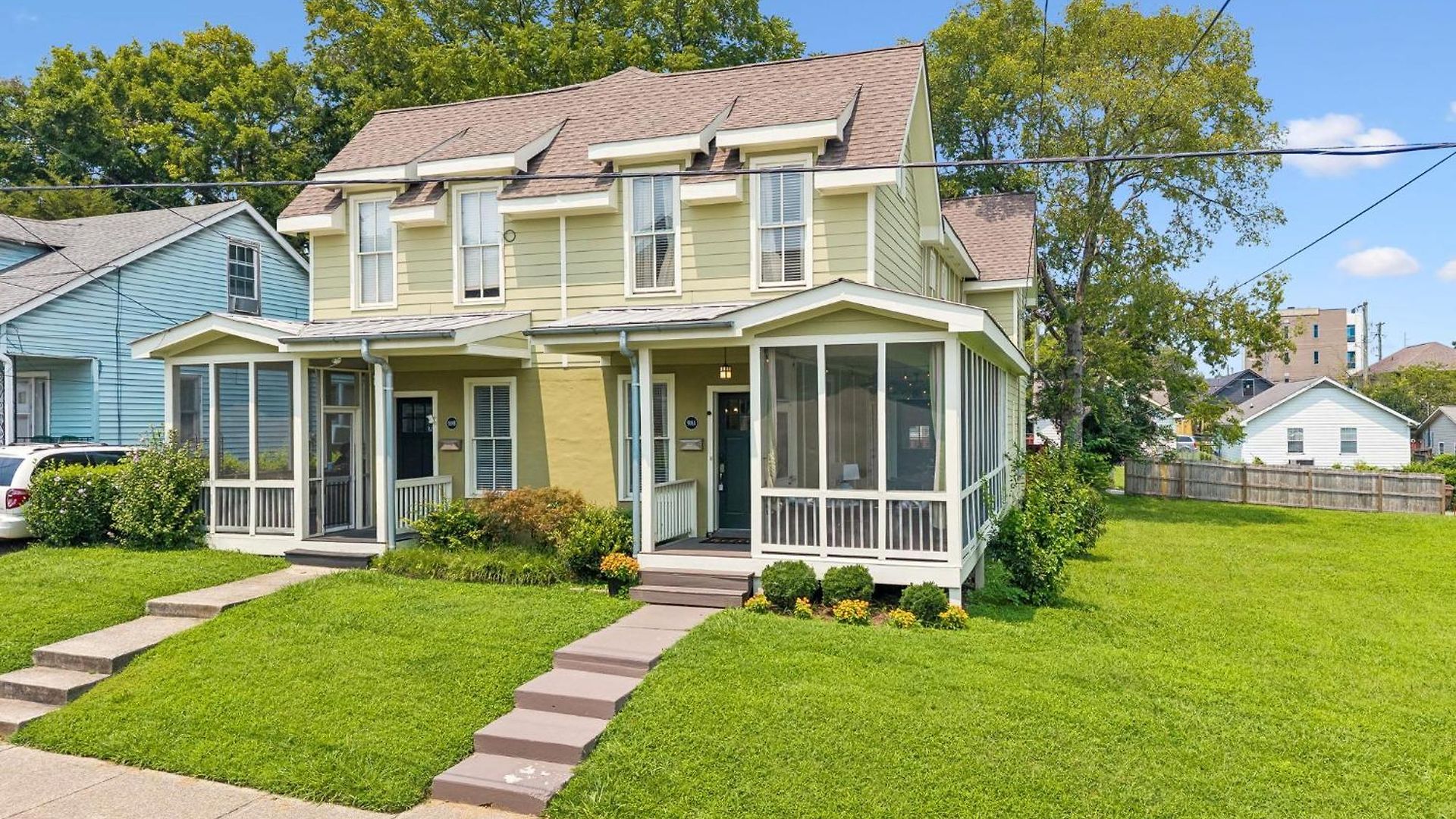 Holiday home Spacious Townhouse W Exclusive Backyard Nashville