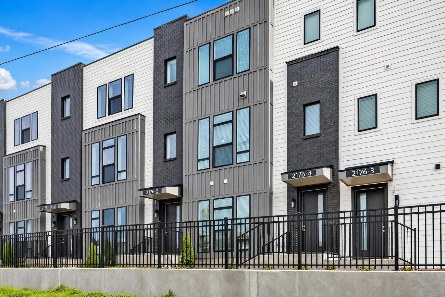2 Rooftop Homes - Sleeps 24 - Near Geodis Park * Nashville