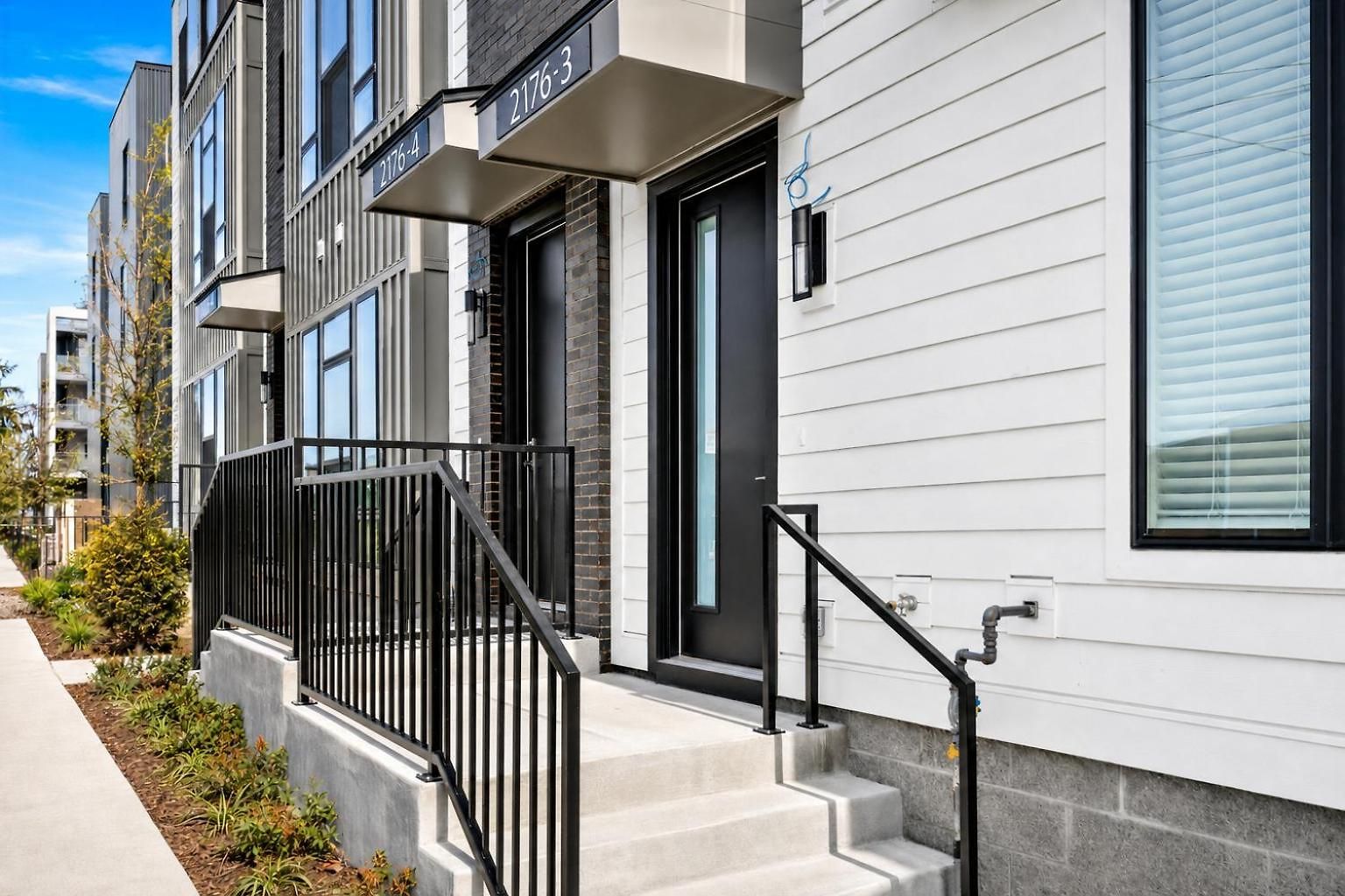 2 Rooftop Homes - Sleeps 24 - Near Geodis Park * Nashville